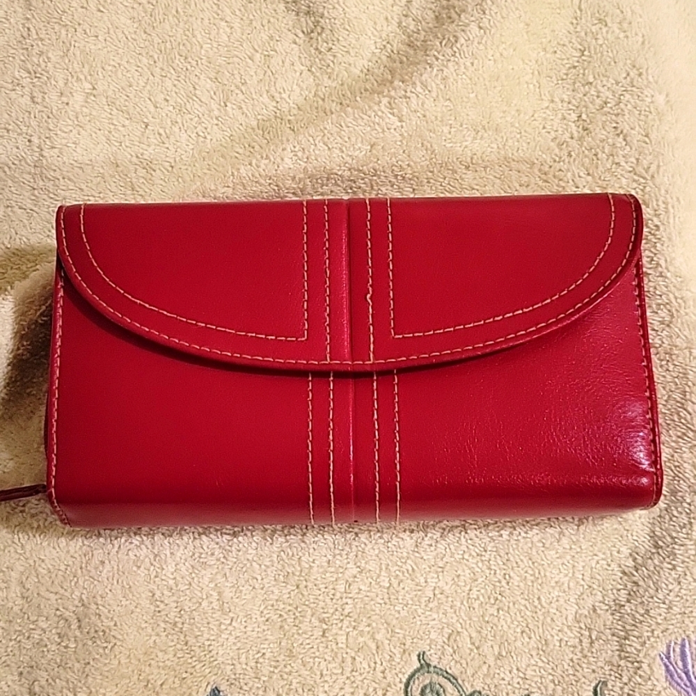 Buxton Trifold Womans Waller
